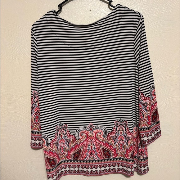 Chico's Black and White Boxy Blouse with 3/4 Sleeves - Picture 8 of 8